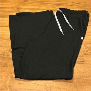 Vuori Essentials Halo wide leg XL Women's Pants